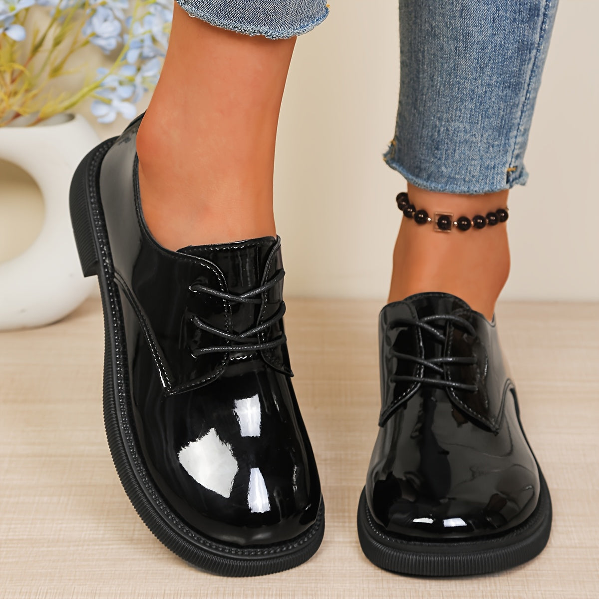 Damen Derby Schuhe Glänzend Lack-Optik Schnürschuhe Flache Sohle