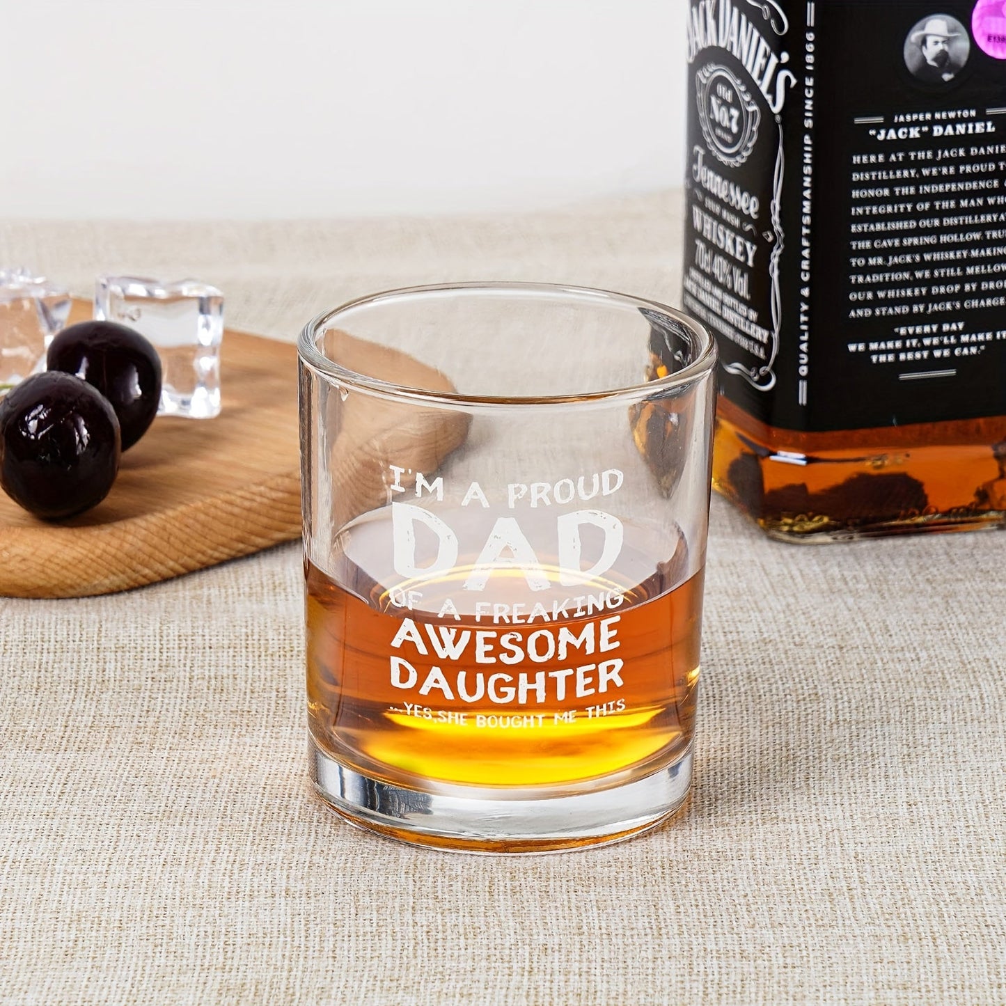 Vatertag Whiskyglas für Männer – Geschenk für stolze Väter von tollen Töchtern – Lustiges Bar- und Trinkglas
