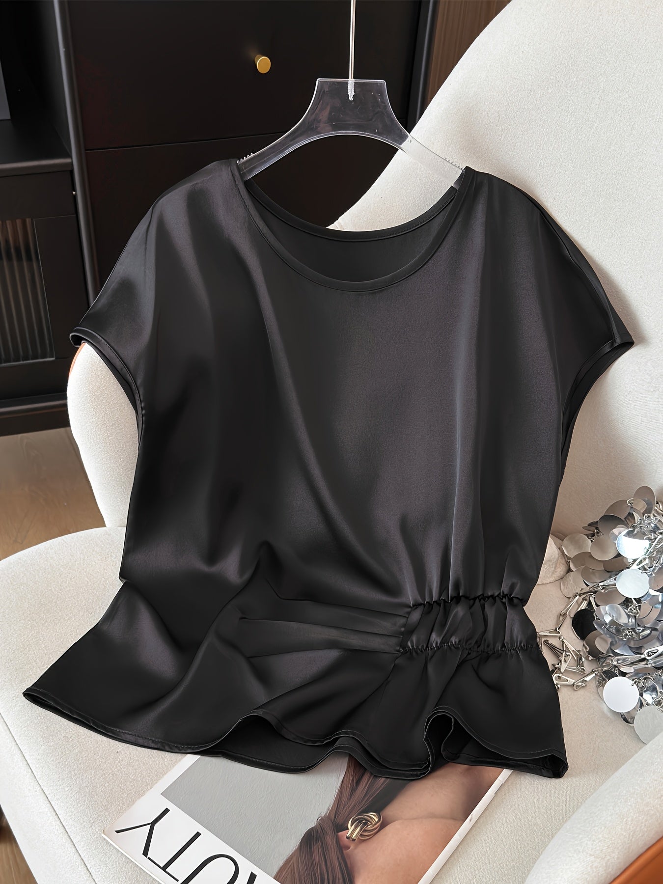Damen-Bluse mit Raffdetails und modernem Schnitt – Elegante Kurzarm-Oberbekleidung für Büro und Freizeit
