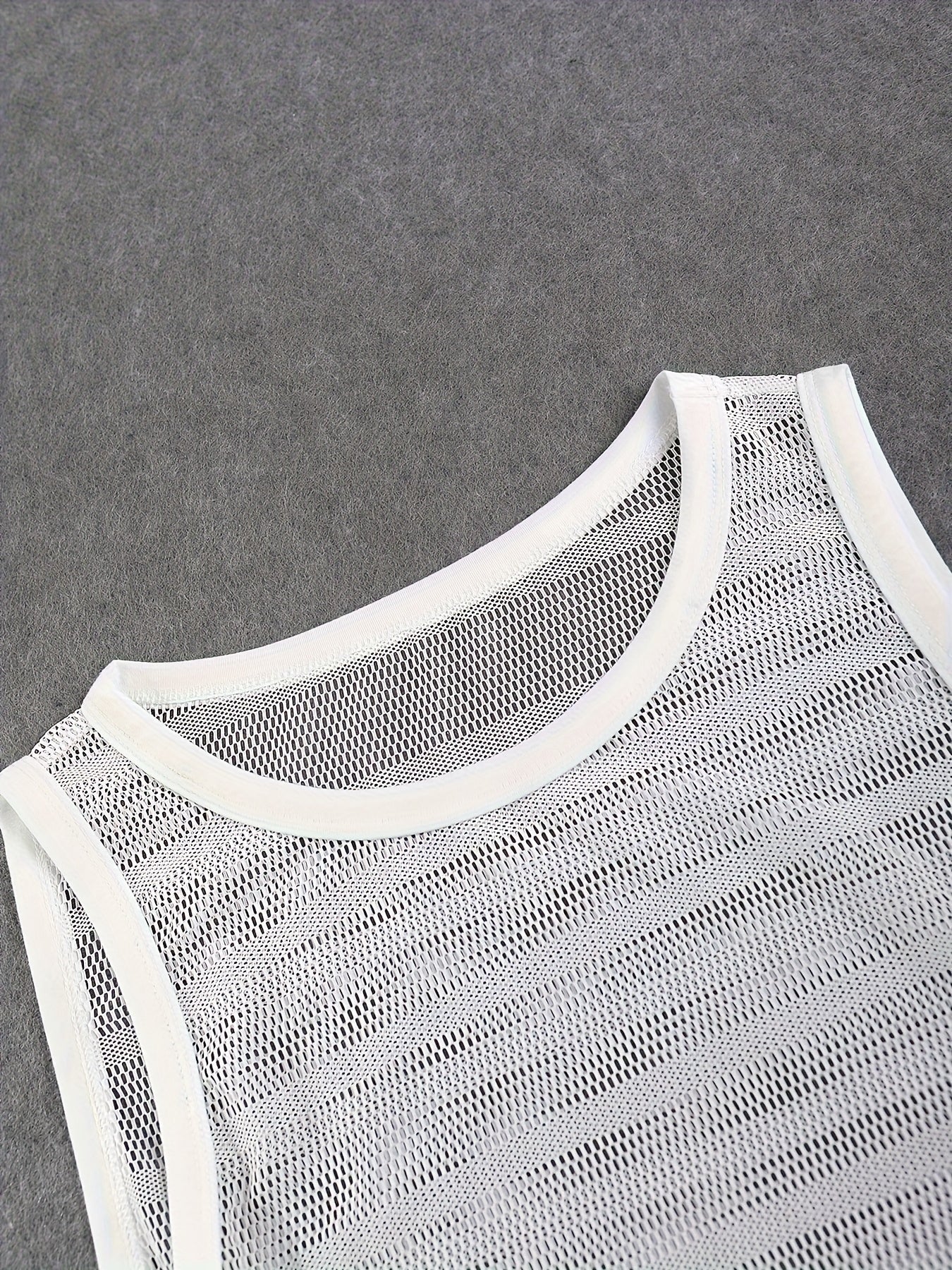 Herren Sport Set Ärmelloses Tanktop und Shorts Modernes Mesh Design Fitness & Freizeit