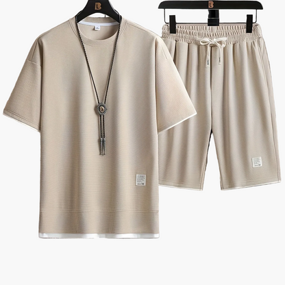 Herren Freizeit Set – Modernes T-Shirt und Shorts für Alltag & Sport
