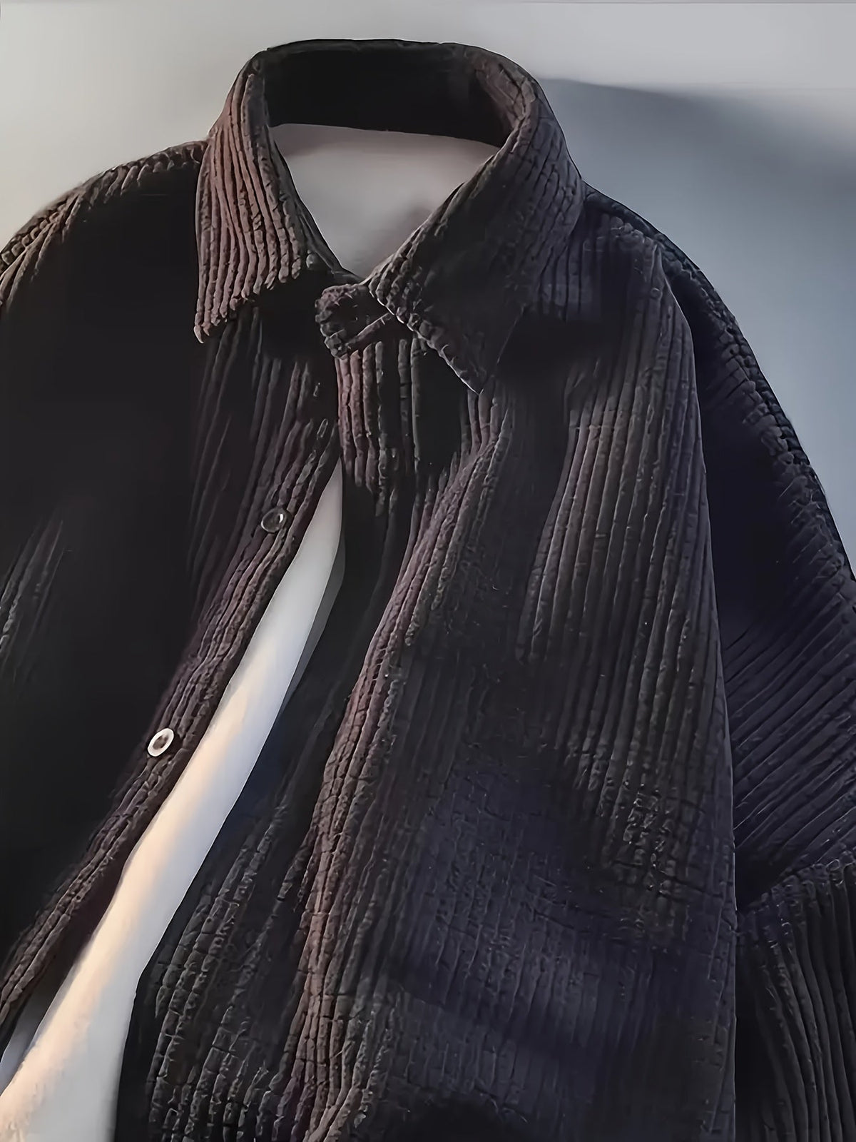 Korduroy Hemdjacke für Damen - Oversize Kordhemd mit Kragen, Schwarz oder Apricot