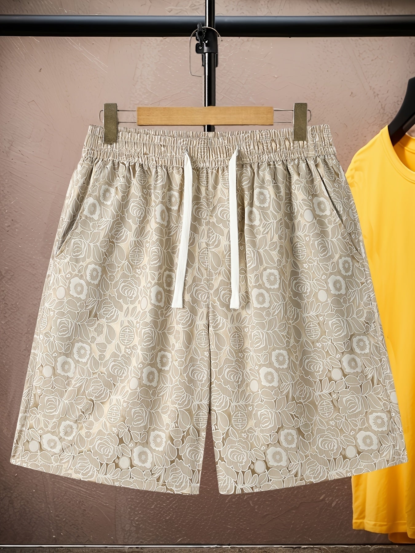 Herren Premium Jacquard-Shorts mit Rosenmuster – Modische Freizeithose für stilbewusste Looks