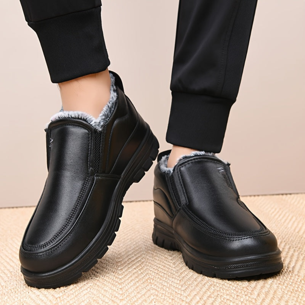 Herren Winterschuhe Slip-on Stiefel mit Plüschfutter und Profilsohle