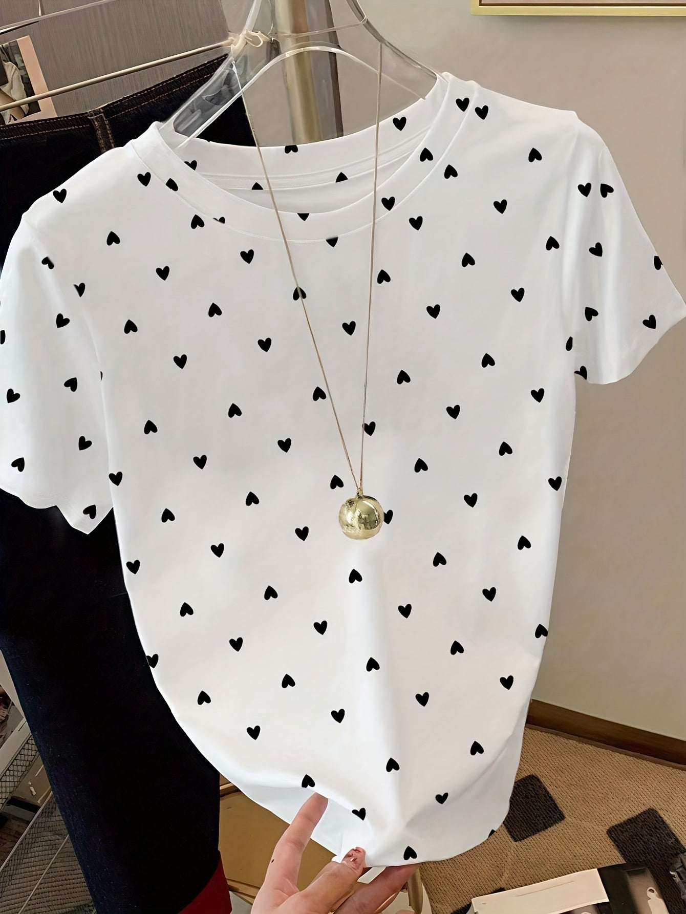 Damen Polka Dot T-Shirt – Modisches Freizeitshirt mit Punkten, ideal für Alltag und Büro