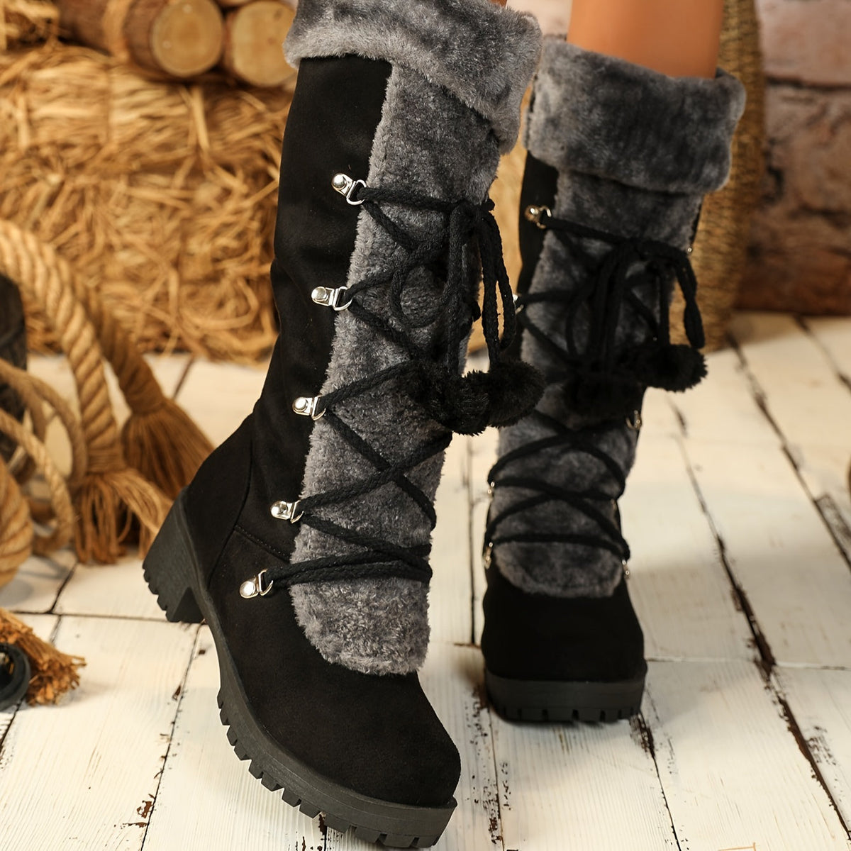 Damen Winterstiefel Schwarz mit Kunstfellbesatz & Zierschnürung