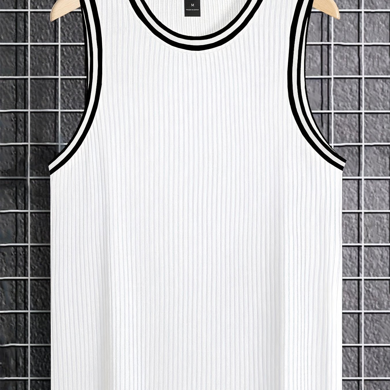 Herren Sportliches Tanktop mit Kontrast-Details – Athletischer Look für Freizeit und Training