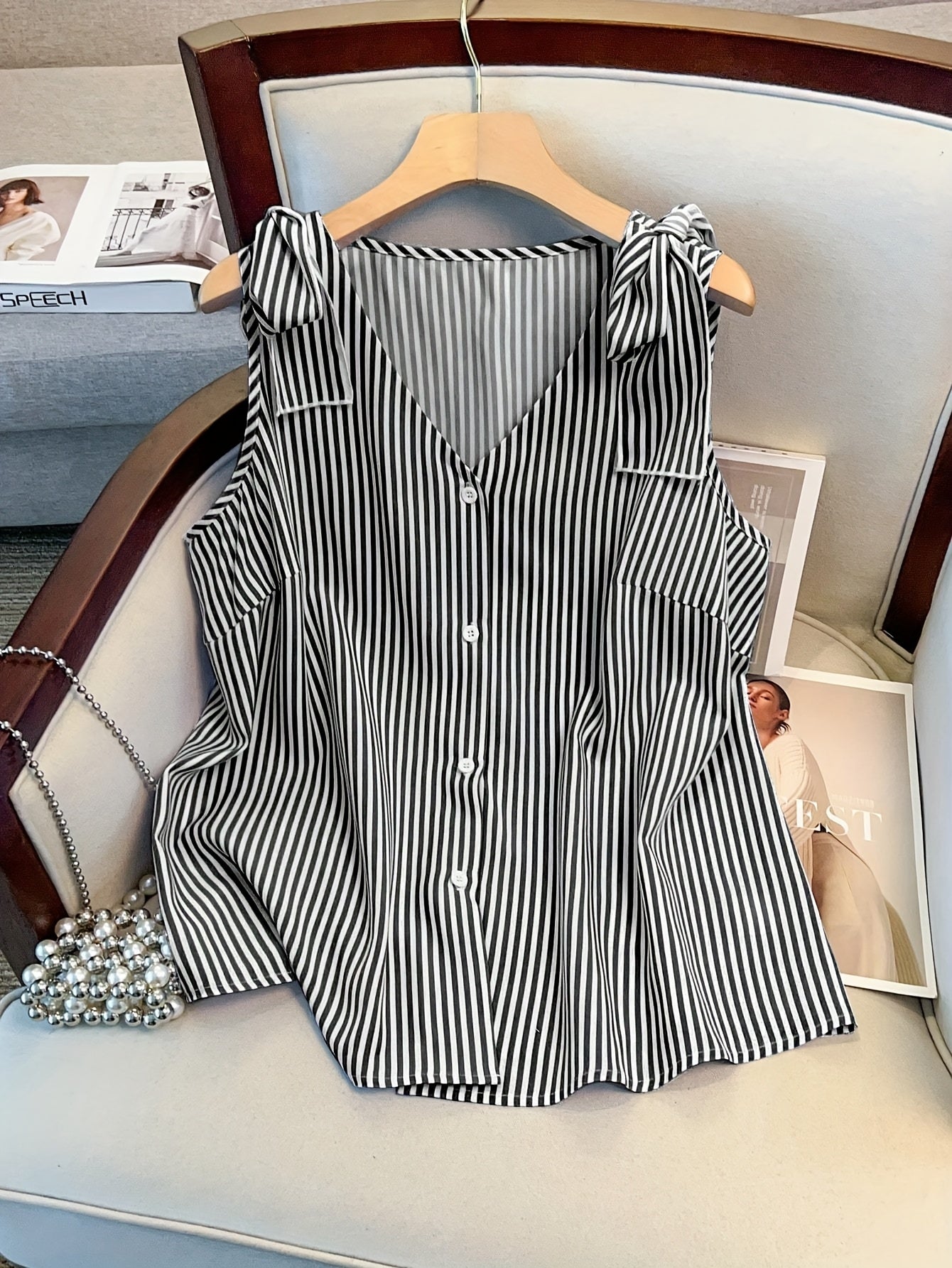Damen Blusentop mit Streifen und Knopfleiste – Eleganter Sommer-Style für Büro & Freizeit