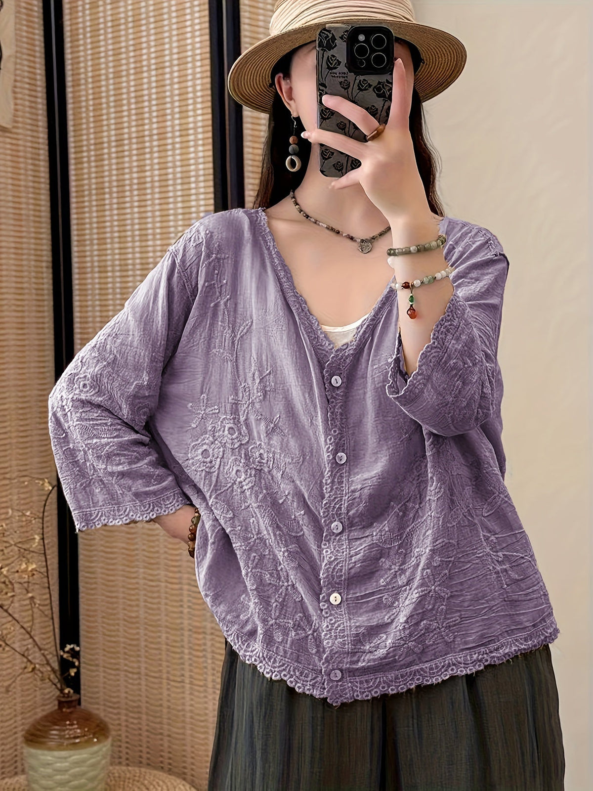 Damen Kurzarm Bluse mit V-Ausschnitt, Stickerei & Spitzenbesatz, Knopfleiste
