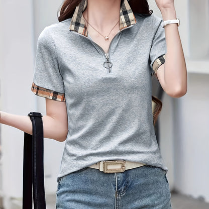 Damen Casual Poloshirt mit Reißverschlusskragen und Karodetails – Modisches Freizeitshirt für Alltag und Ausgehen