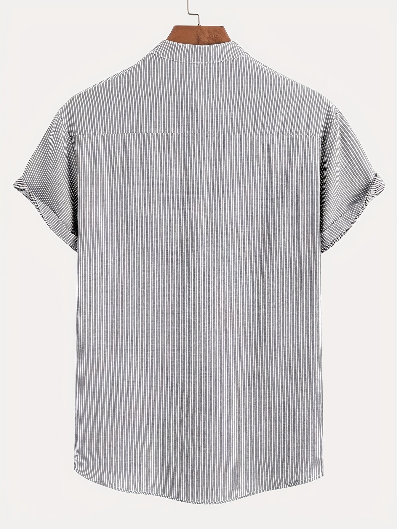 Herren Kurzarm-Henley mit Stehkragen und Streifen – Modernes Freizeitshirt für Alltag und Ausgehen