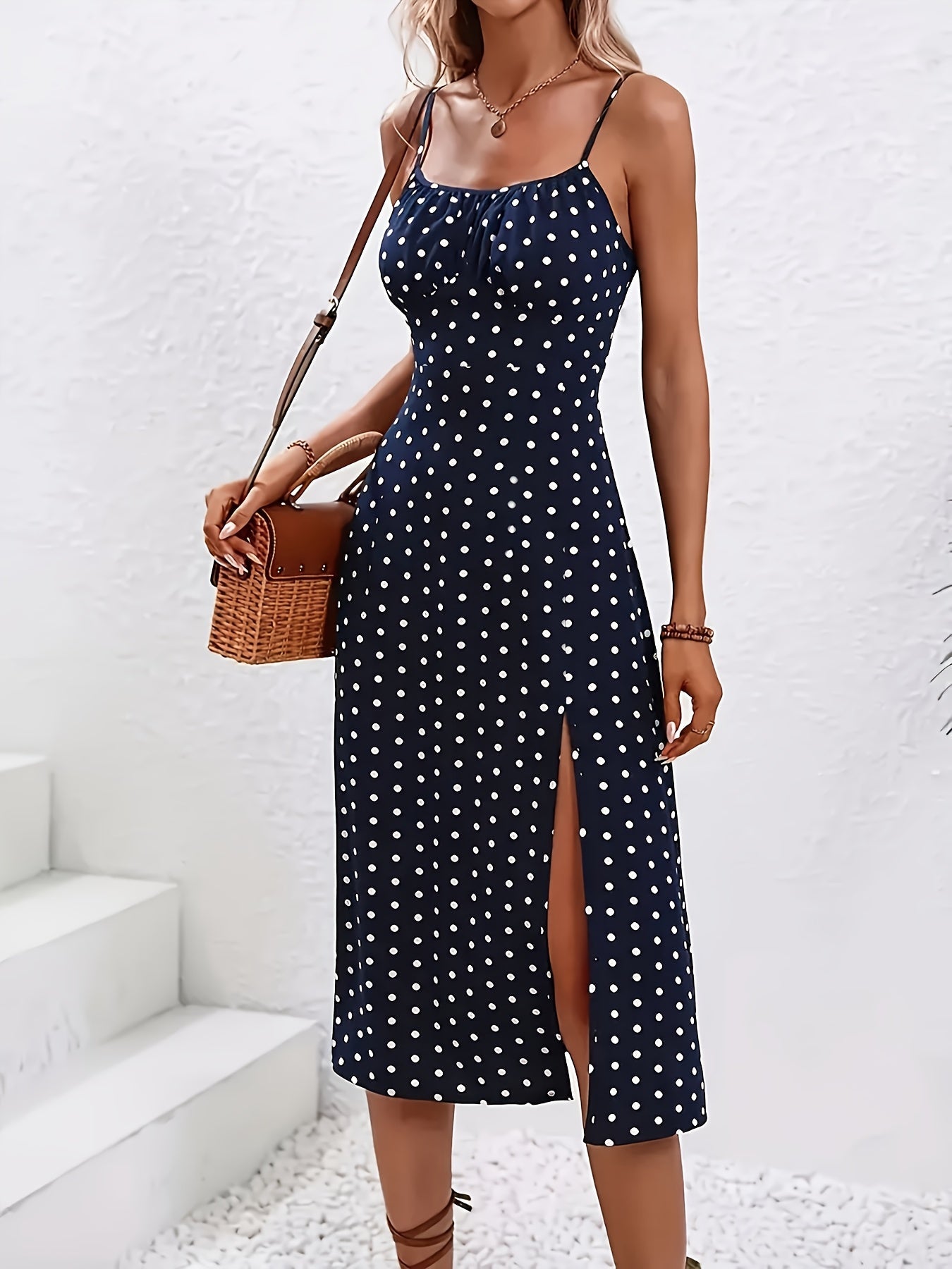 Damen Sommerkleid Elegant mit Punkten und Schlitz – Perfekt für Alltag & Freizeit