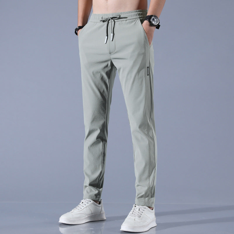 Herren Freizeit Jogginghose mit sportlicher Passform