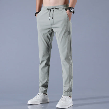 Herren Freizeit Jogginghose mit sportlicher Passform