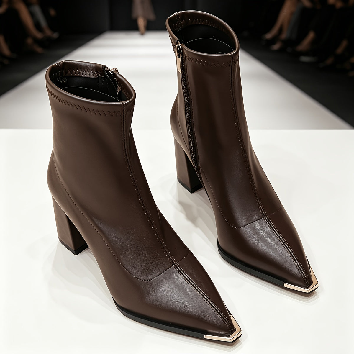 Damen Stiefeletten Spick Zehen Blockabsatz Braun Schwarz