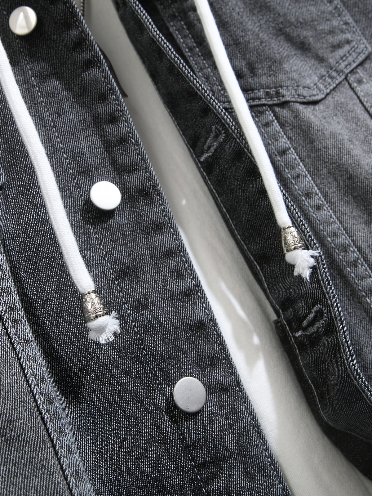 Herren Jeansjacke mit Kapuze Denim und Sweatstoff Ärmel Grau