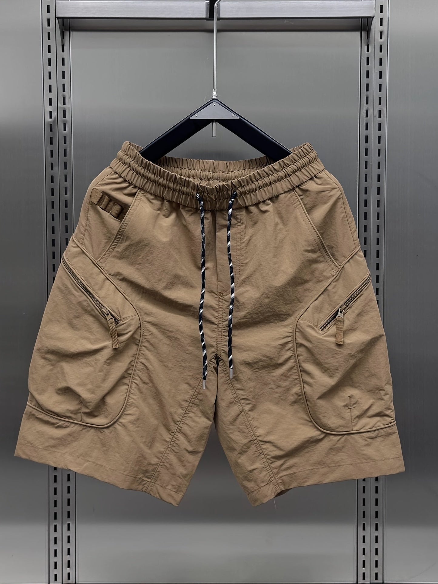 Herren Utility Cargo Shorts mit Reißverschlusstaschen – Urban Athleisure Style