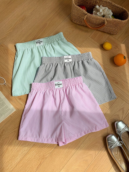 Damen Pyjama Shorts Set mit Streifenmuster – Bequeme Freizeitshorts für Zuhause und Schlaf