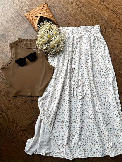 Damen Trendiges 2-teiliges Set mit Mock-Neck Top und geblümtem Maxirock für Alltag und Freizeit