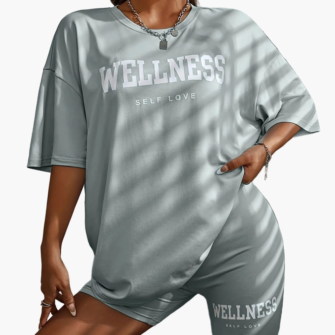 Damen Wellness Lounge Set Oversize T-Shirt & Radlerhose – Bequeme Freizeitmode mit Schriftzug