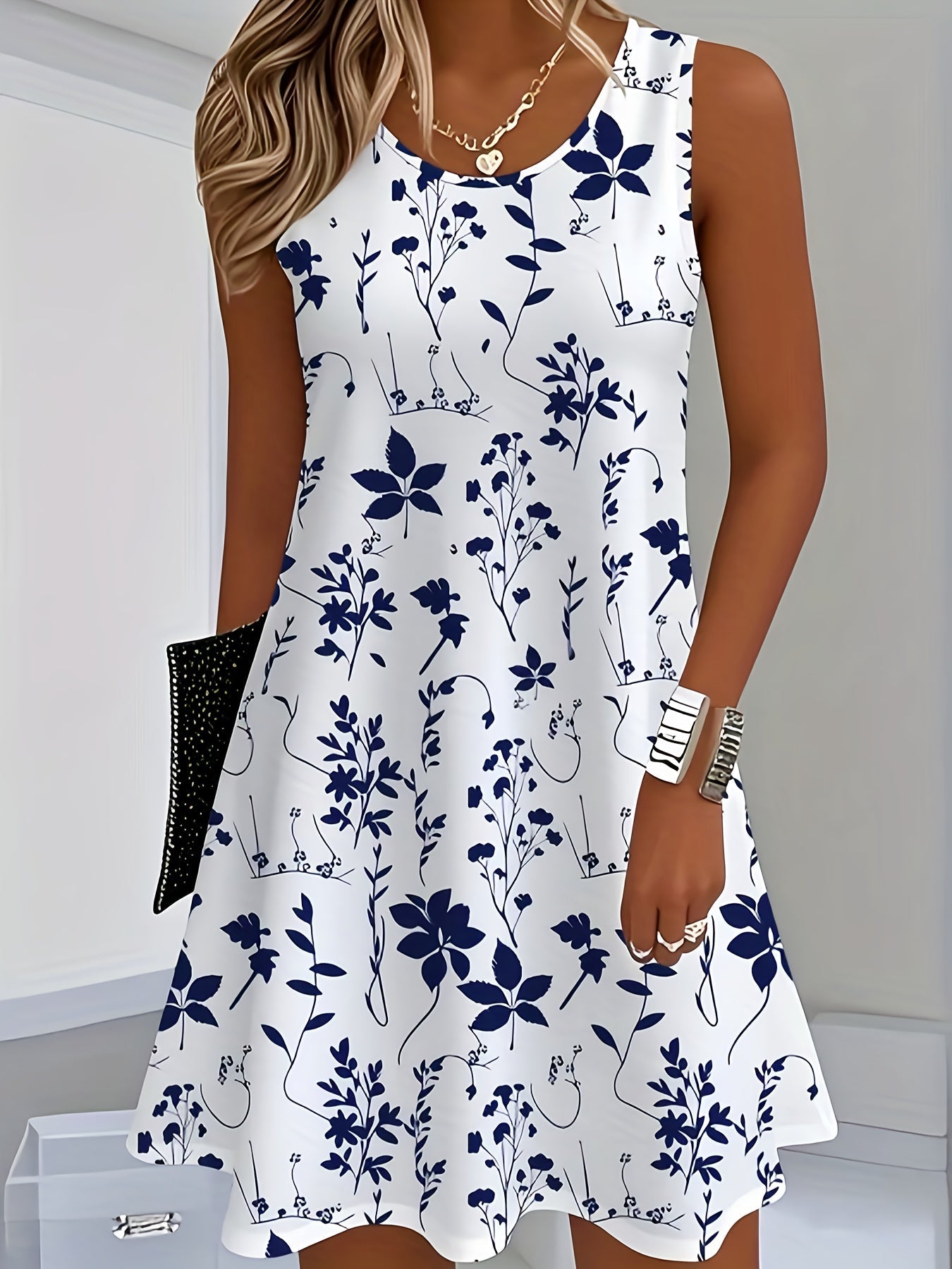 Damen Sommerkleid Ärmellos mit Blumenmuster – Elegantes Freizeitkleid für Alltag und Urlaub