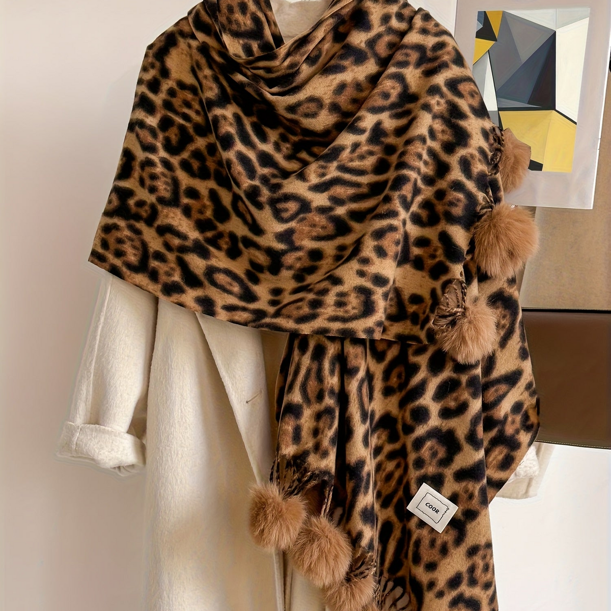 Damen Schal mit Leopardenmuster und Bommeln Weiches Material Animal Print Warmer Umhang