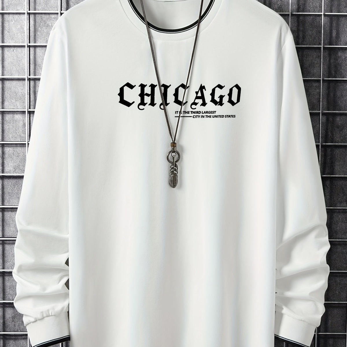 Herren Langarmshirt mit Rundhalsausschnitt und Chicago-Print, Ringelbündchen
