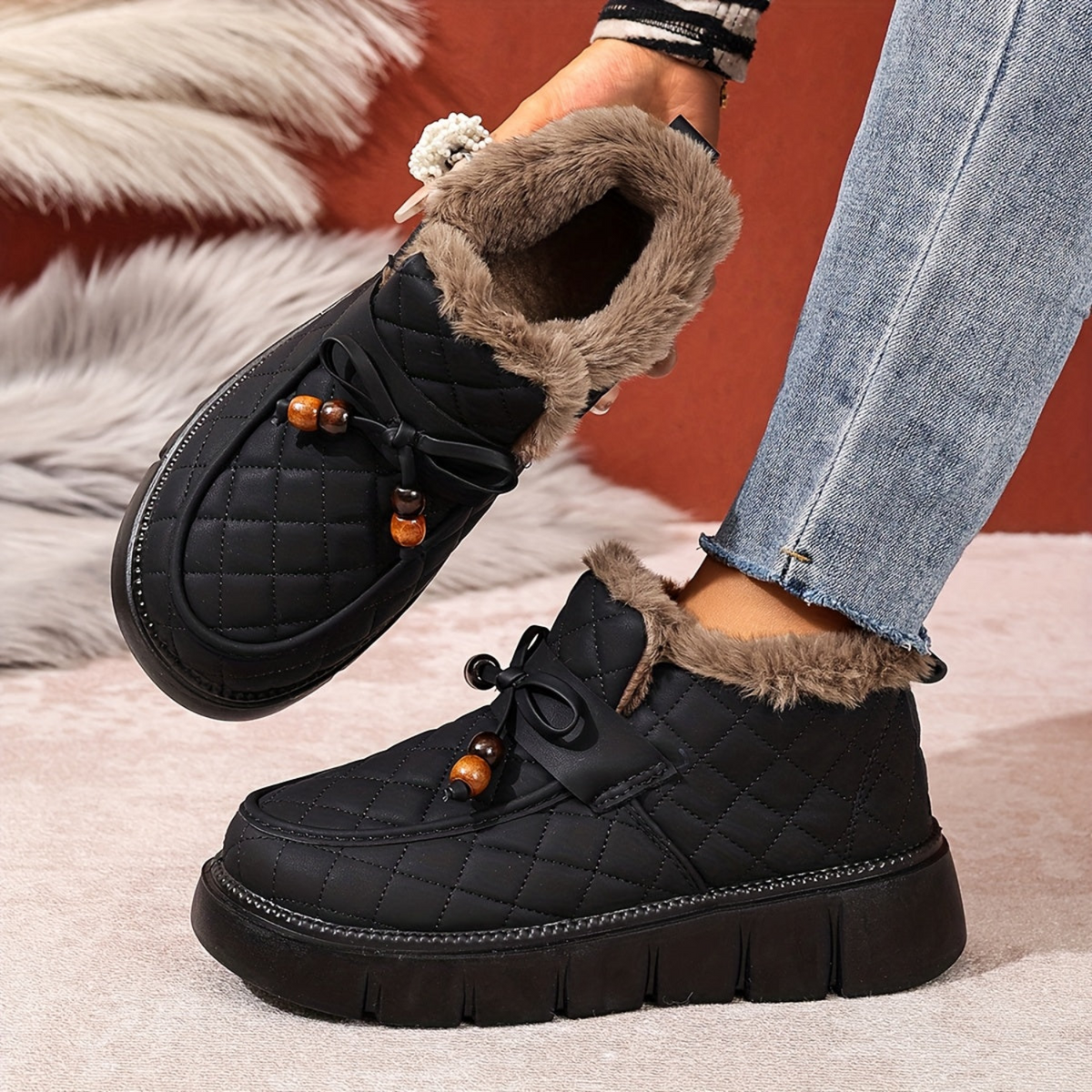 Damen Winter Stiefeletten gesteppt mit Kunstfellfutter & dicker Sohle Schwarz