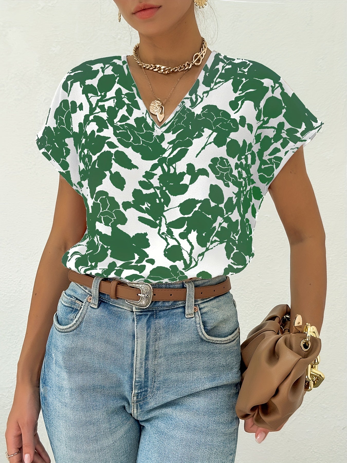 Damen Blusenshirt im floralen Design – Eleganter Sommer-Look für Freizeit und Büro