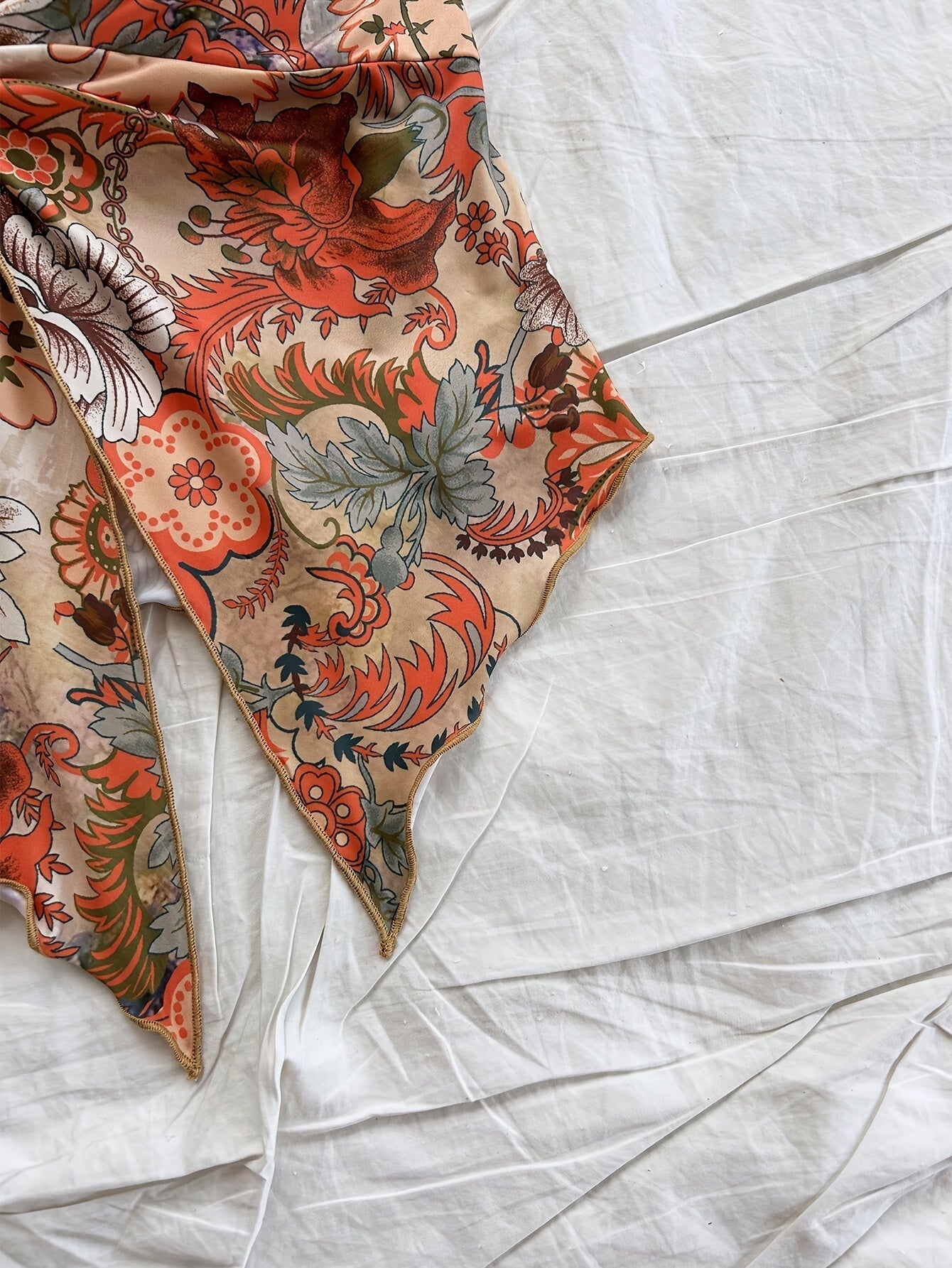 Damen Bandeau Crop Top mit Blumenmuster und Knoten – Vintage Stil, Modisches Festival- und Sommer-Outfit