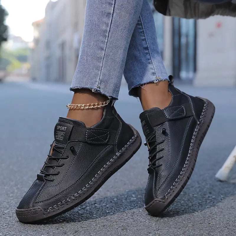 Herren Sneaker Freizeit Komfortschuh mit modernem Design und rutschfester Sohle
