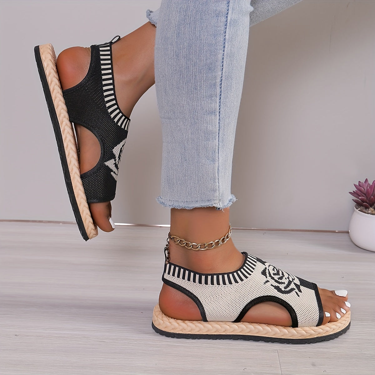 Damen Casual Sandalen mit Blumenmuster – Bequeme Sommerschuhe mit offener Zehenpartie