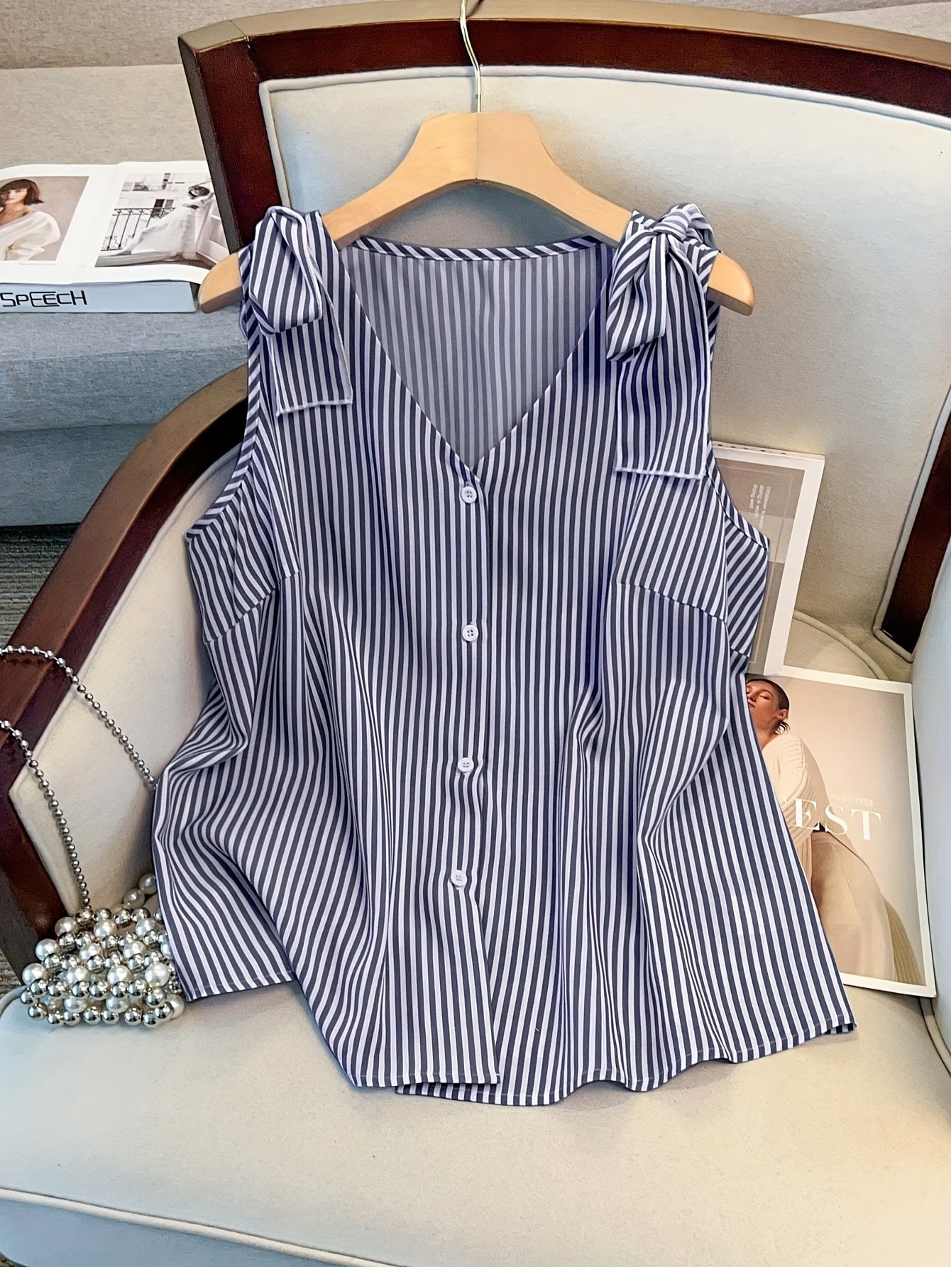 Damen Blusentop mit Streifen und Knopfleiste – Eleganter Sommer-Style für Büro & Freizeit