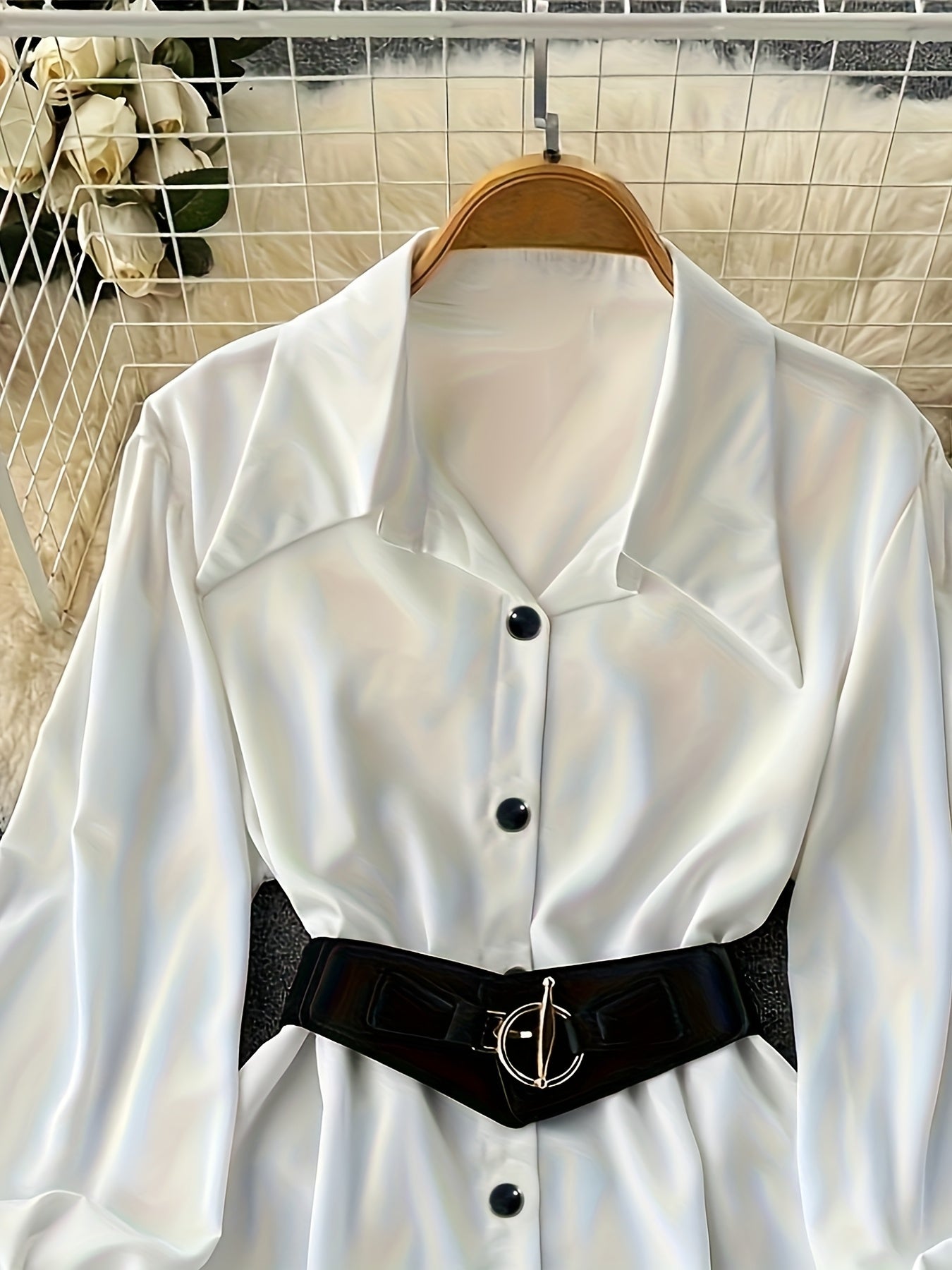 Damen Hemdbluse Langarm Weiß Glänzend mit Kragen und Gürtel