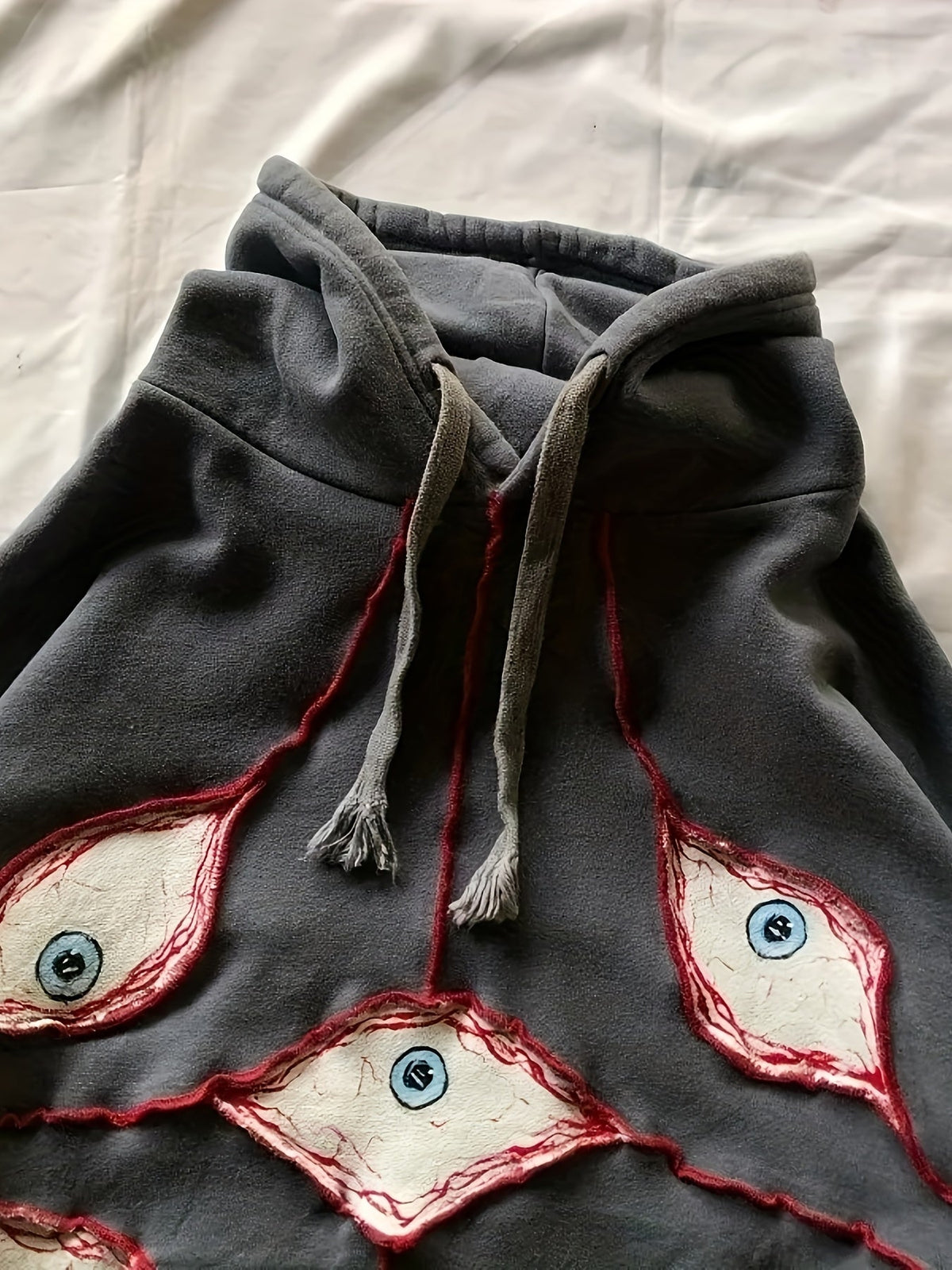 Unisex Hoodie mit Augen-Design, Oversize-Schnitt, verschiedene Farben