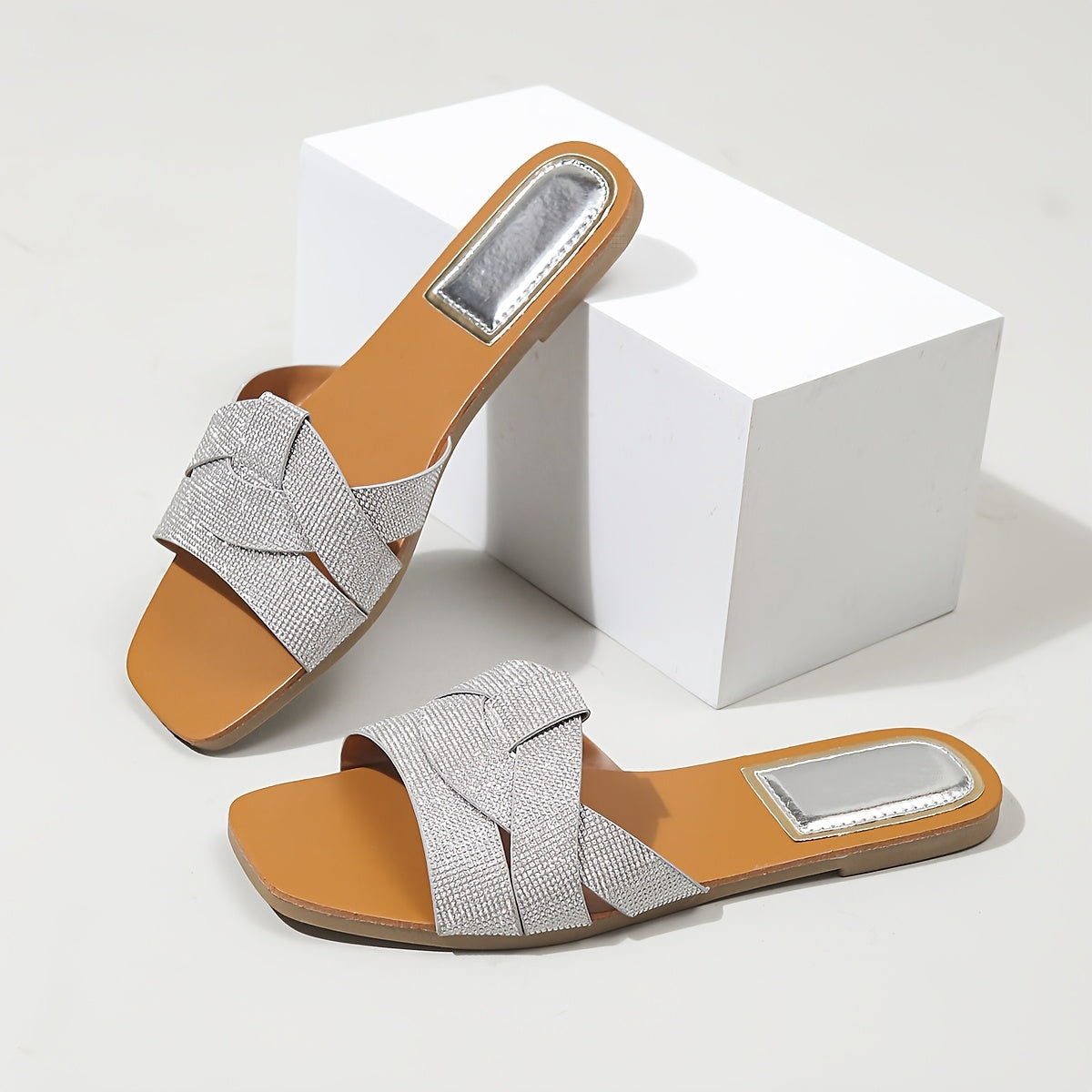 Damen Pantoletten mit funkelndem Riemen und modernem Design – Elegante Slides für Alltag und Anlass
