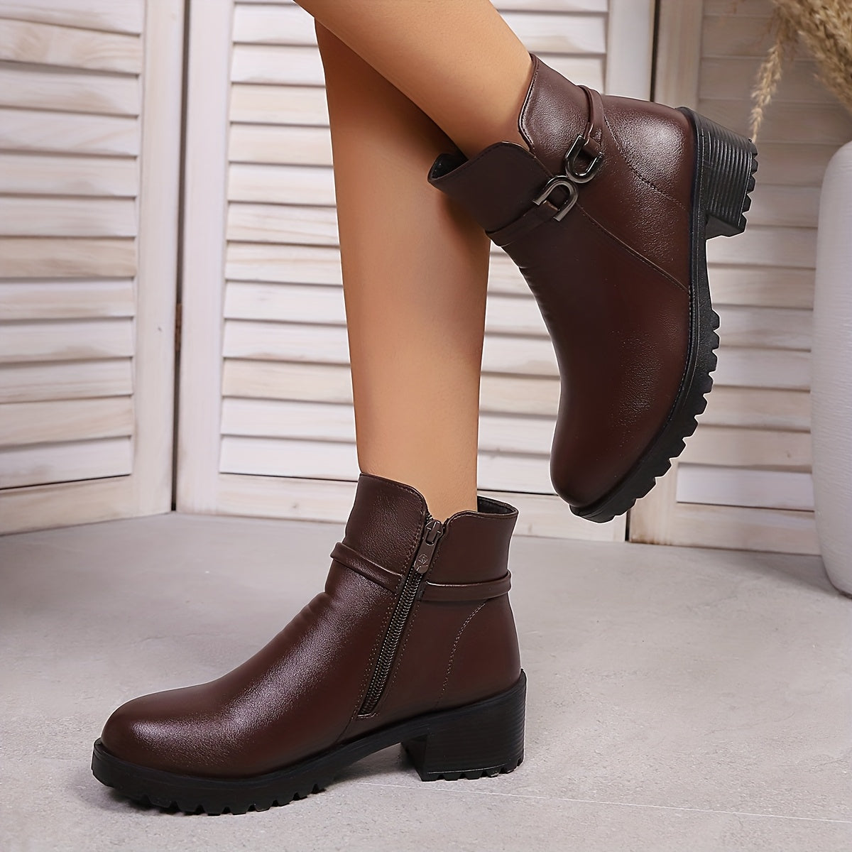 Damen Stiefeletten mit Schnalle und Reißverschluss, grober Sohle