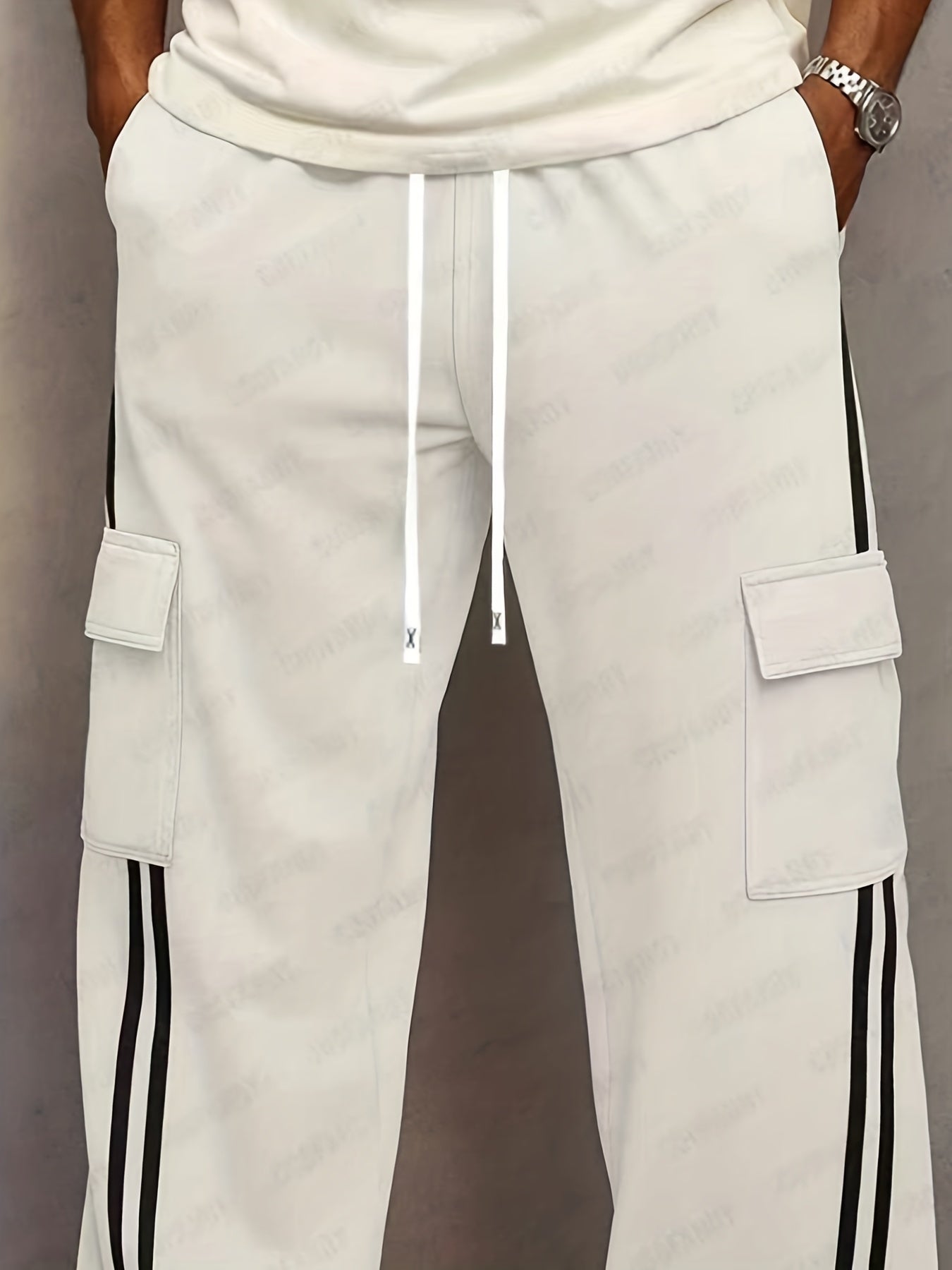Herren Cargo Jogginghose mit Streifen und Taschen – Streetwear Stil, Relaxed Fit
