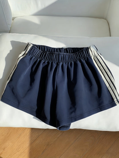 Damen Sport Shorts mit Streifen – Lässige Fitness & Freizeitshorts