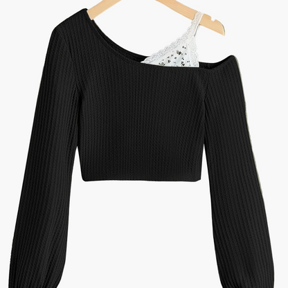 Damen Off-Shoulder Strickpullover mit Spitzen-Detail – Modischer Cropped Sweater für Alltag und Freizeit