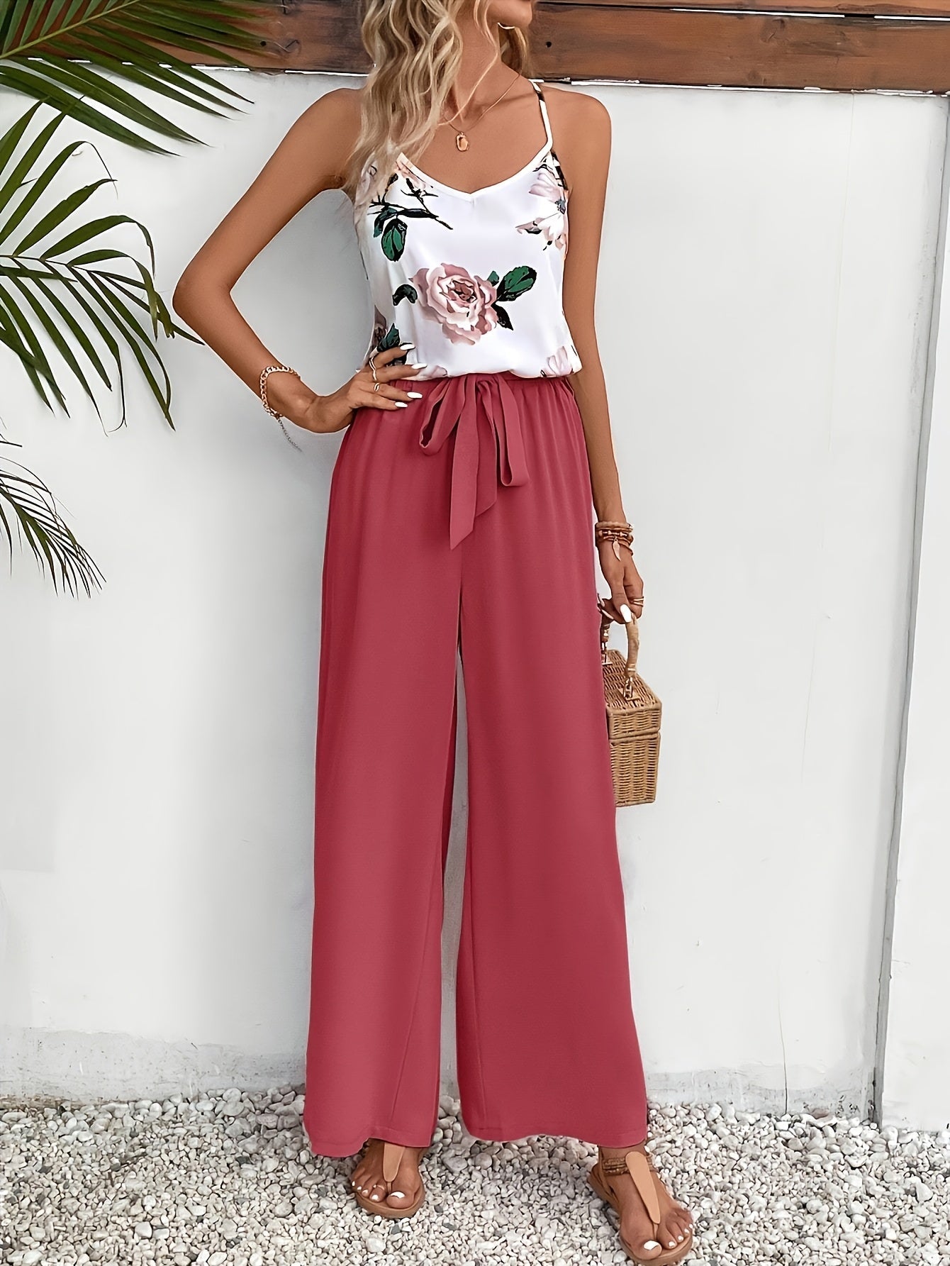 Damen Eleganter Jumpsuit mit Blumenmuster und Bindegürtel – Perfekt für Sommer und Freizeit