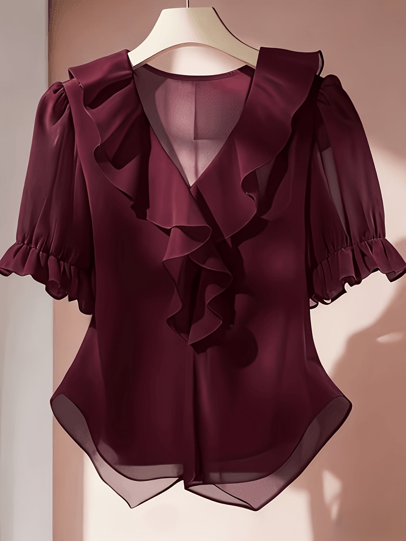 Damen Volant-Bluse mit Rüschen und Puffärmeln – Eleganter, femininer Stil für Büro & Freizeit