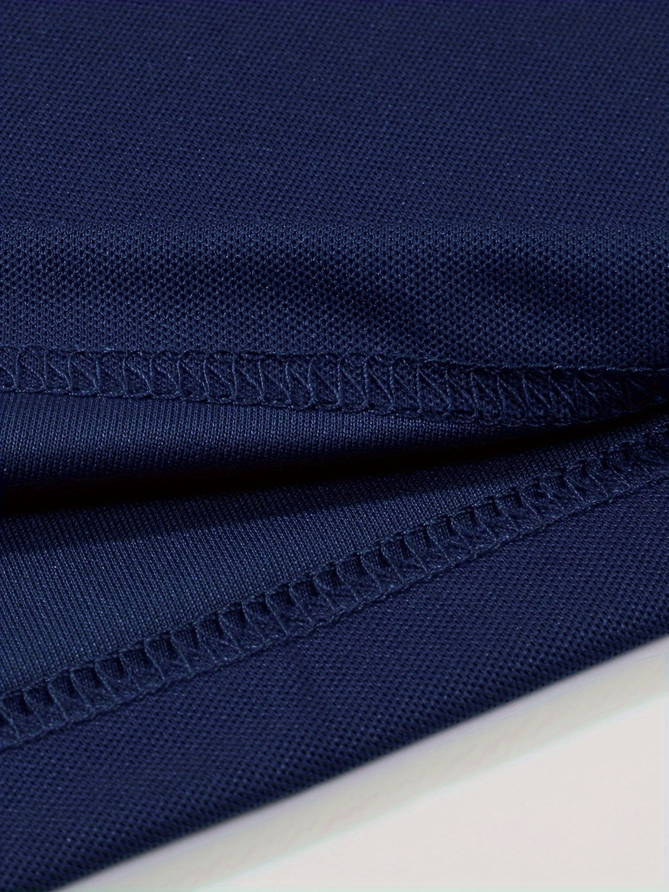 Herren Polohemd im sportlich-eleganten Stil – Perfekt für Freizeit und Alltag