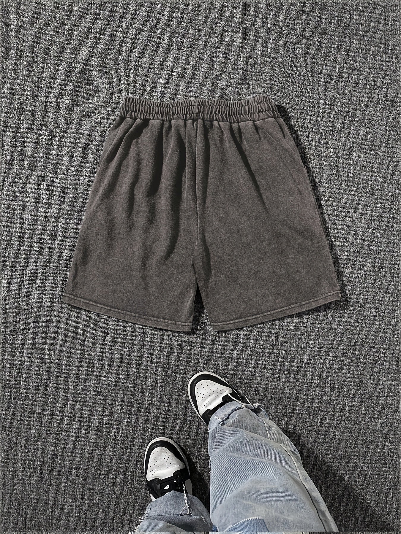 Herren Streetwear Shorts mit „Hustle“-Print – Lässige Freizeithose mit Kordelzug