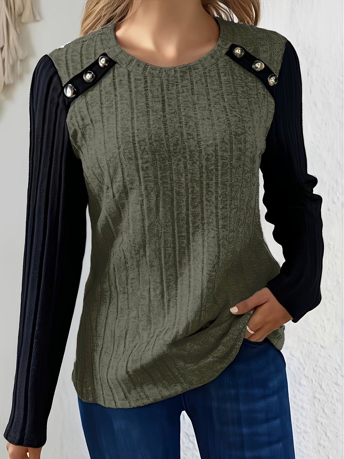 Damen Langarmshirt Gerippt Kontrastärmel Knopfdetails Rundhals