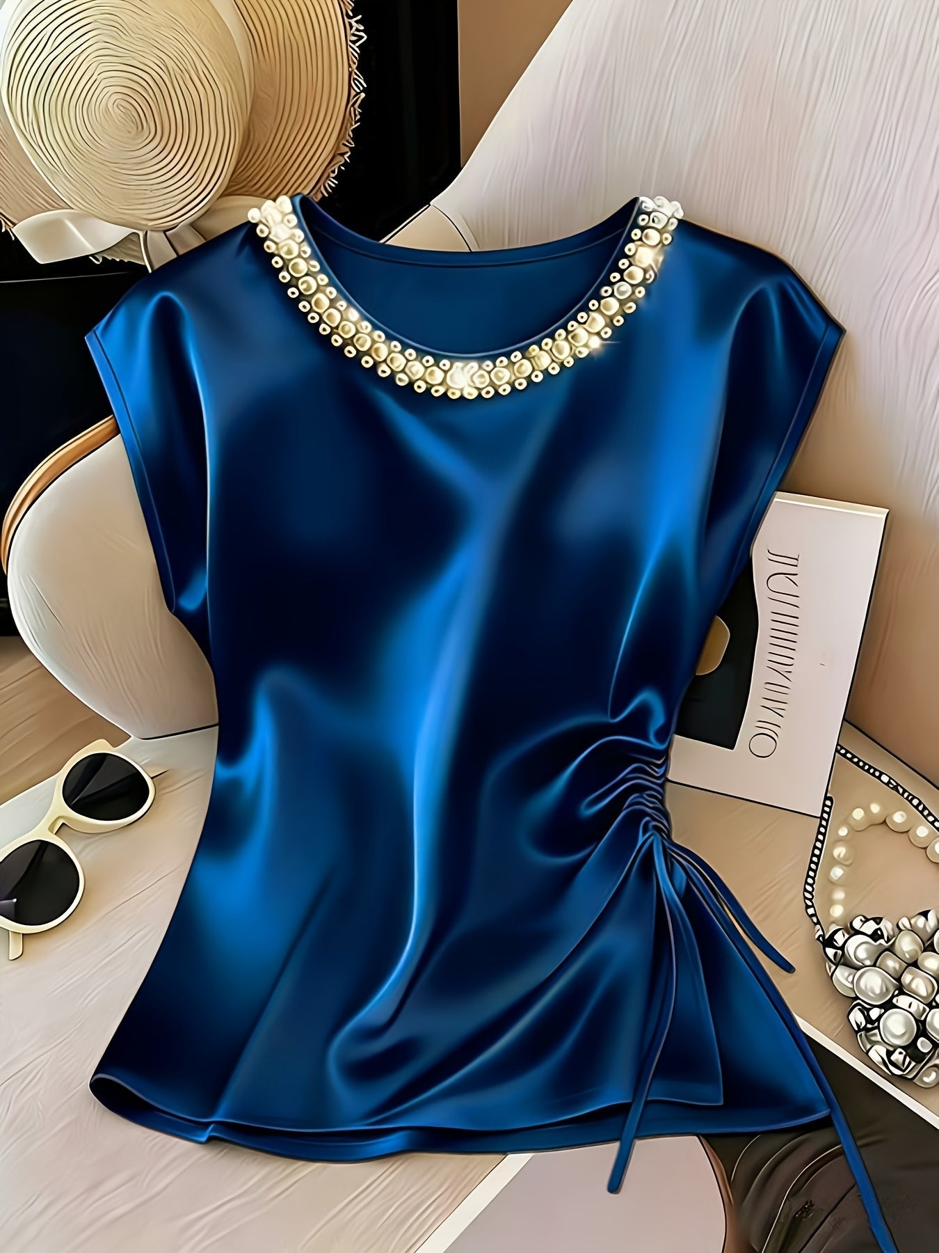Damen Elegante Bluse mit Perlenkragen und Raffungsdetail – Stilvolles Kurzarm-Oberteil für festliche Anlässe oder Büro