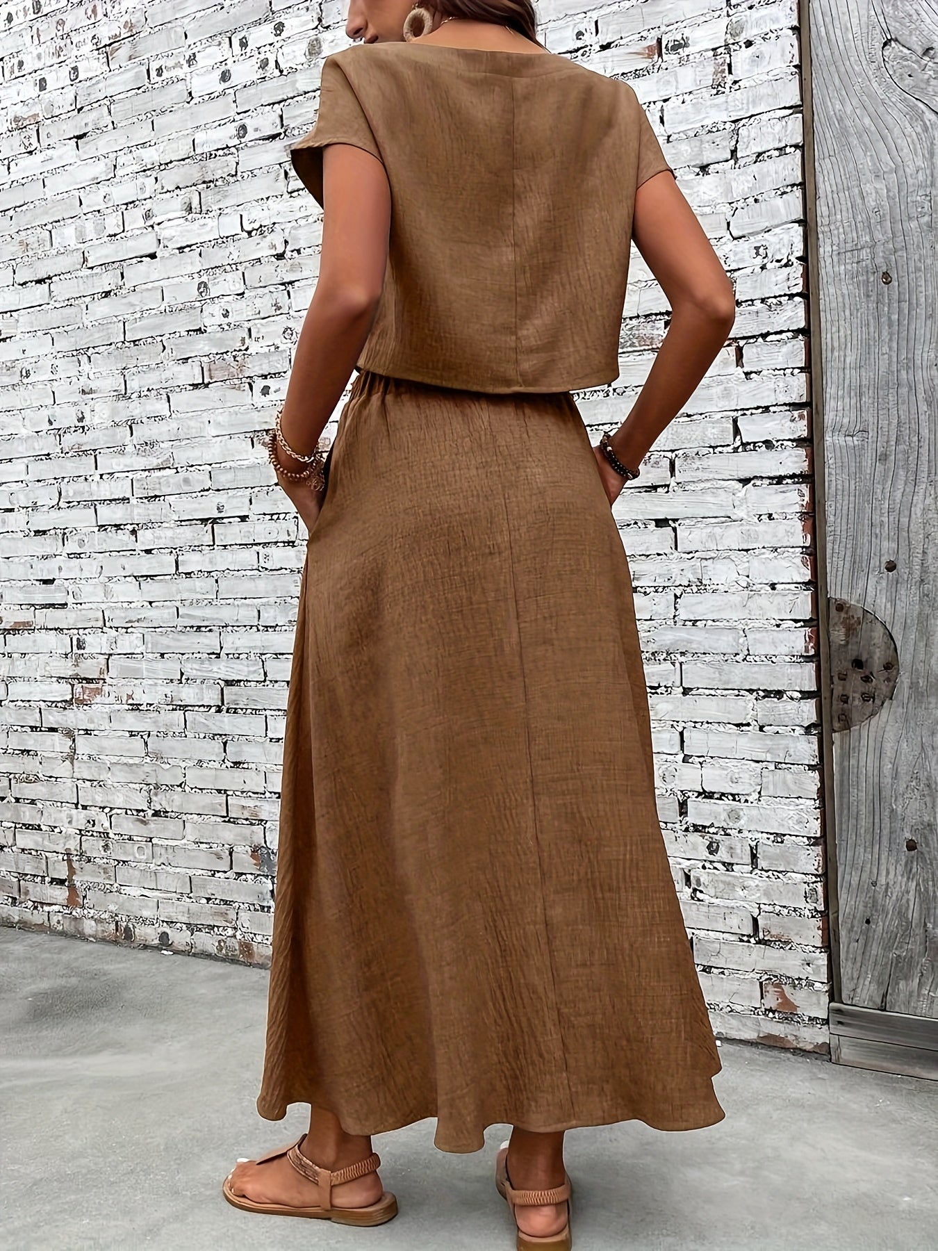 Damen Zweiteiliges Set – Elegantes Sommer-Outfit mit Crop Top und Maxirock, Modernes Freizeit-Ensemble