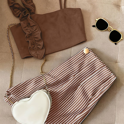 Damen Zweiteiler Set – Modisches Rüschen-Bustier & Gestreifte High-Waist Shorts, Stilvolles Outfit für Alltag & Freizeit