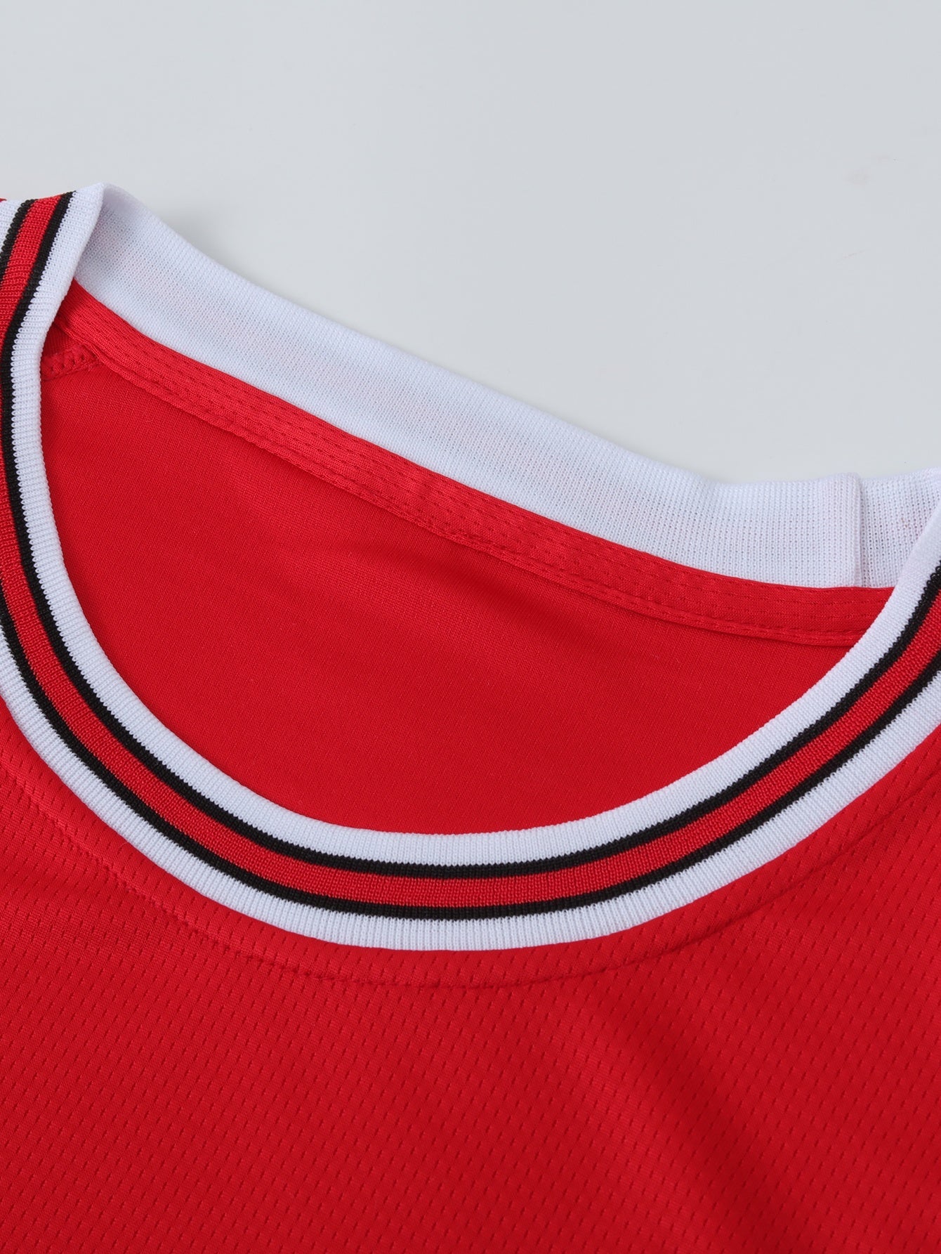 Herren Basketball Trikot Set – Vintage Streetwear Tank Top mit Chicago Print und Nummer 30, Sport & Freizeit