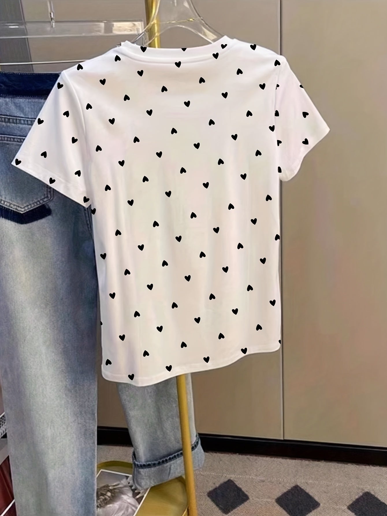 Damen Polka Dot T-Shirt – Modisches Freizeitshirt mit Punkten, ideal für Alltag und Büro